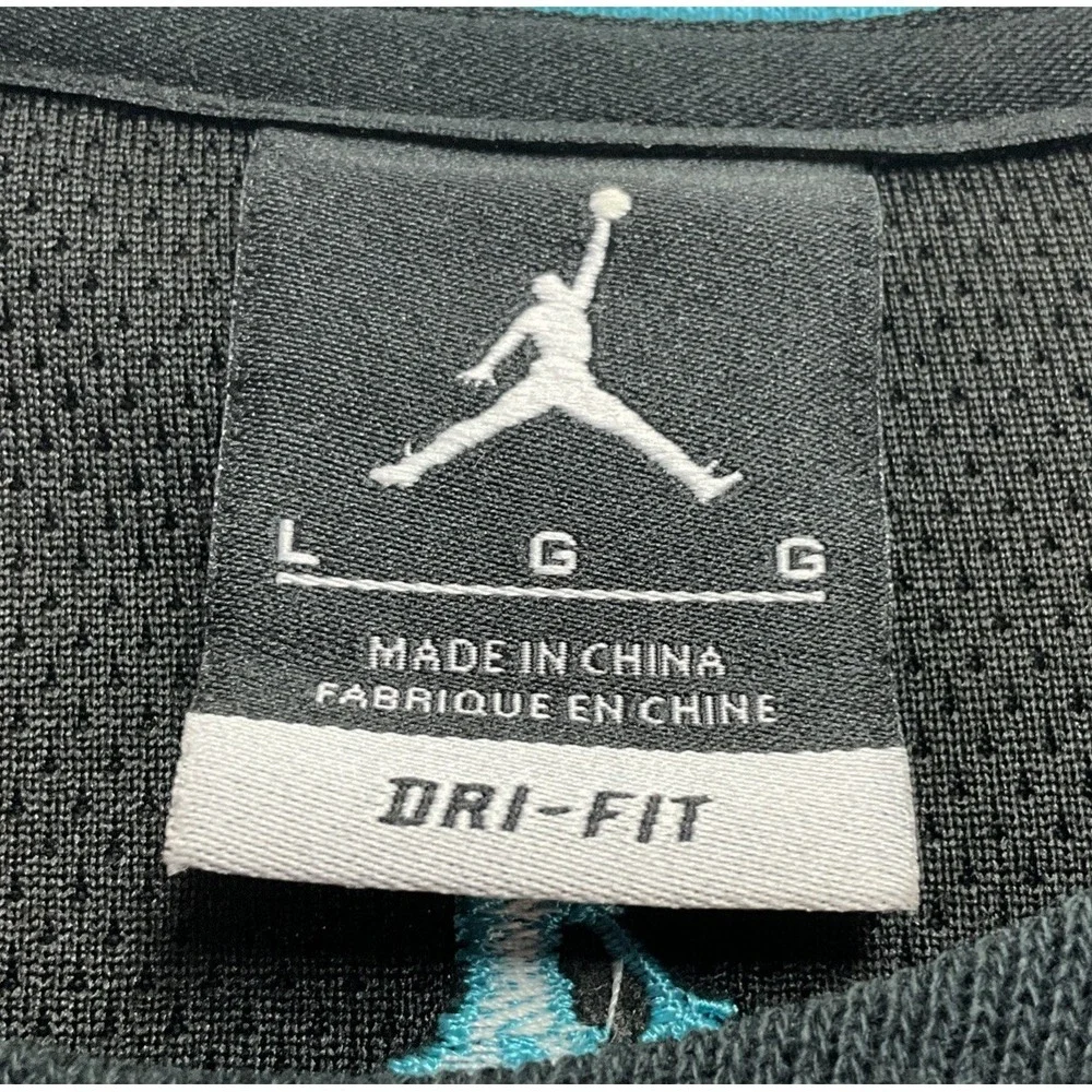Nike Jordan Men's Black Long Sleeve Full Pullover Sweater Size L